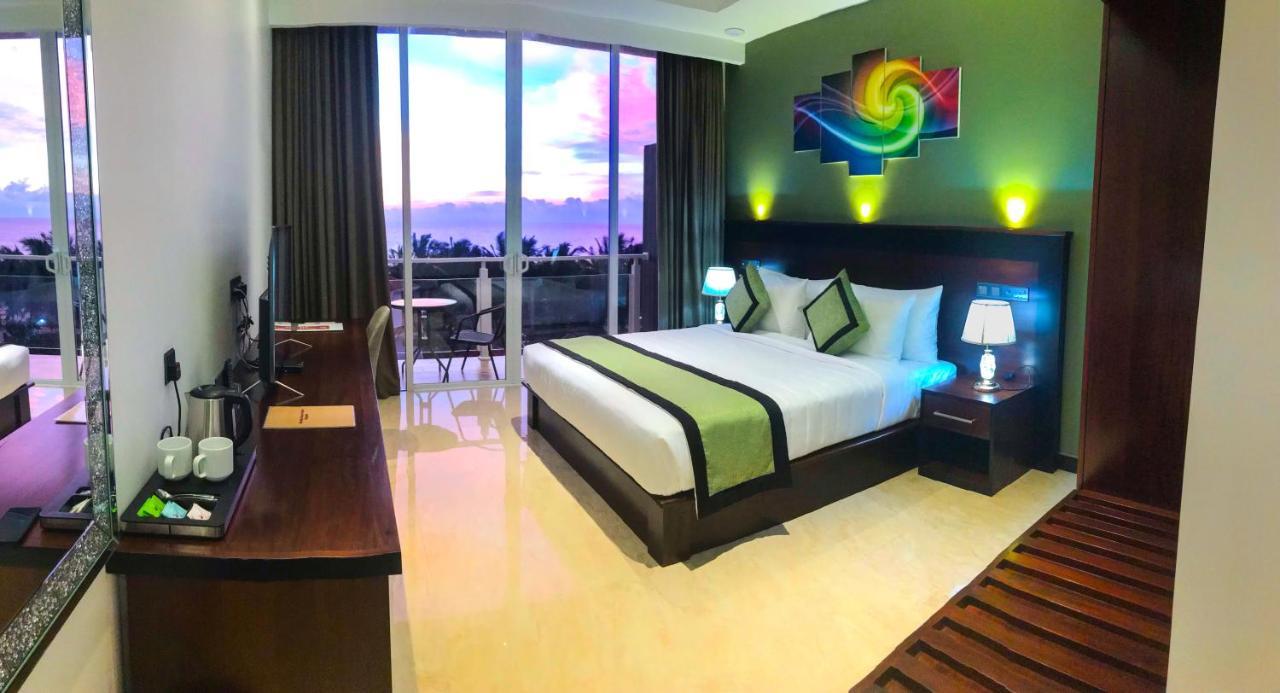 Deluxe Double Room with Balcony & Sea View with Early Check-in & Late Check-out on Availability,979974487:JPEG