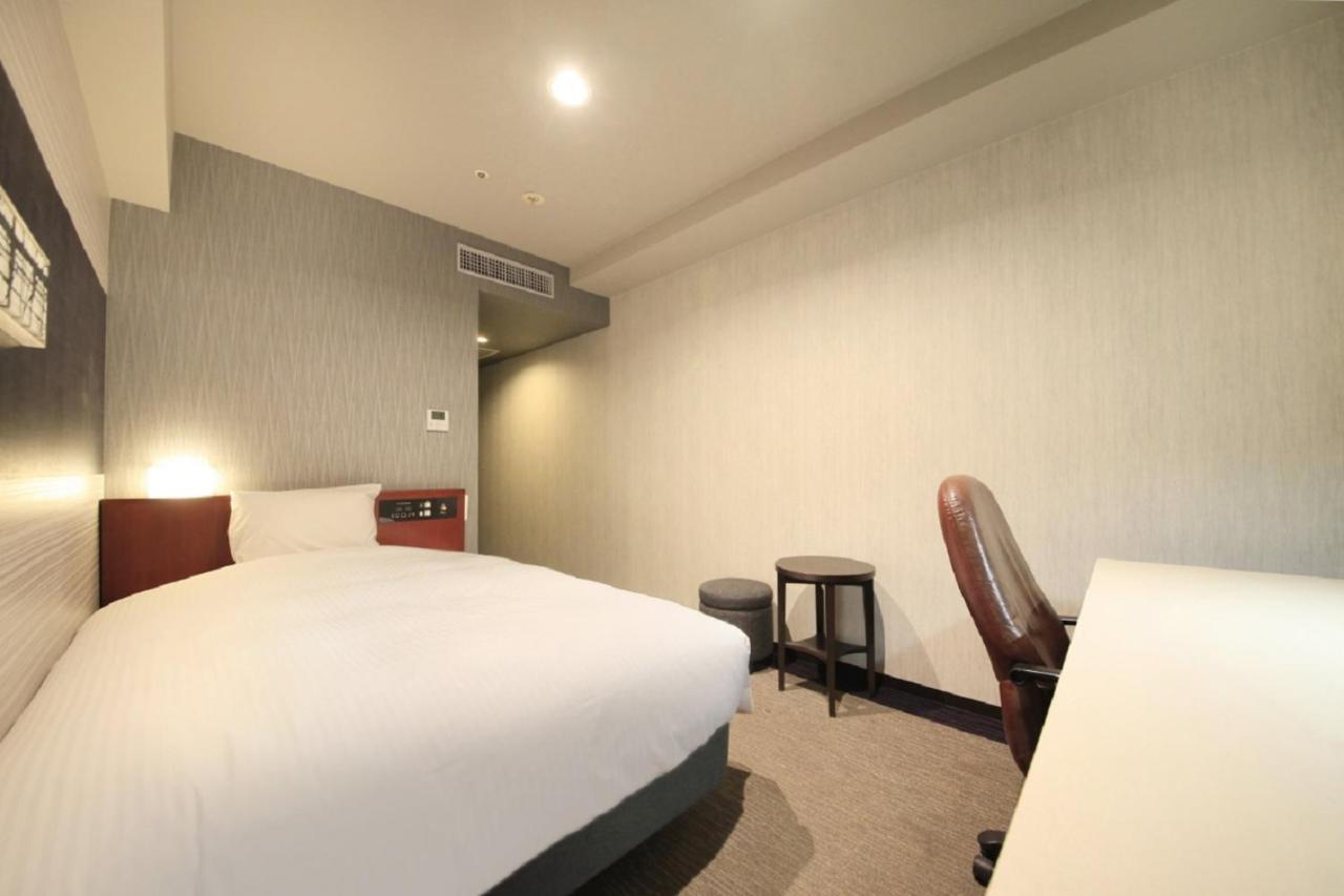 Single Room - Non-Smoking