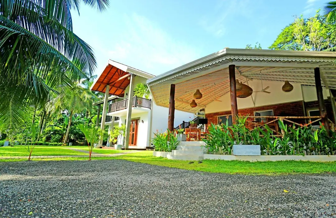 Villa Peacock-1