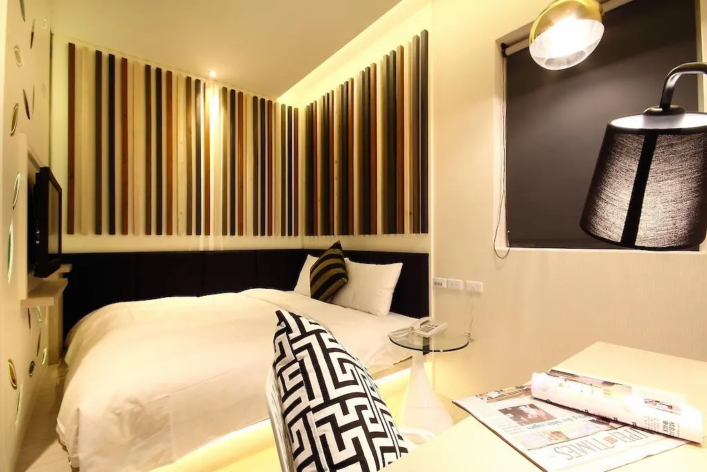 Leesing Hotel-1