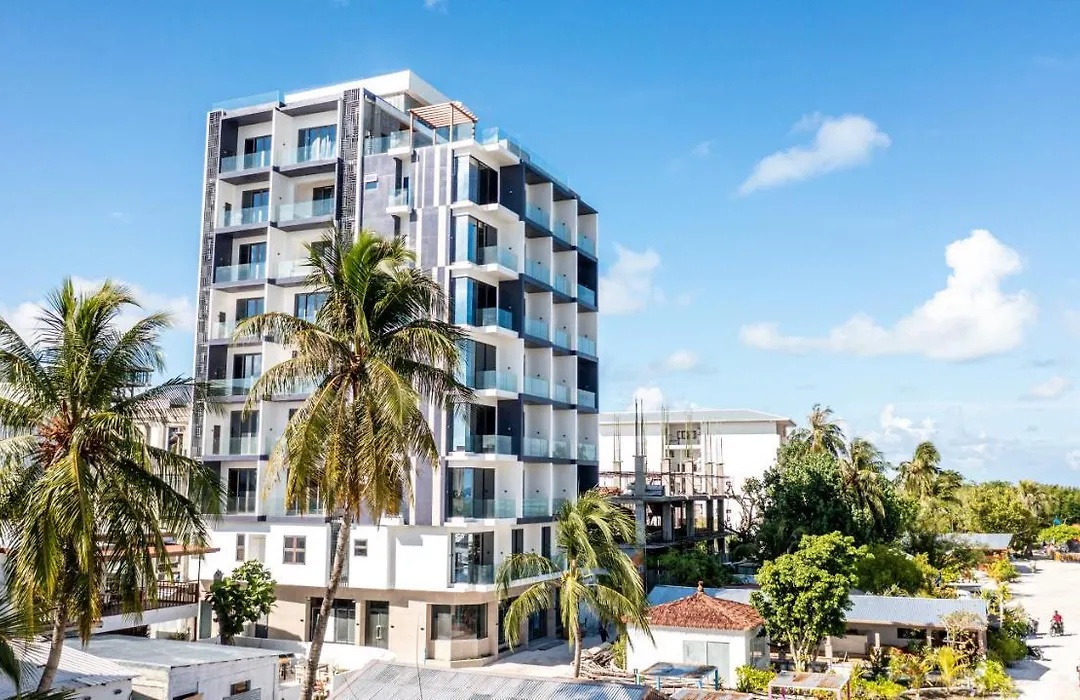 Triton Prestige Seaview And Spa-1