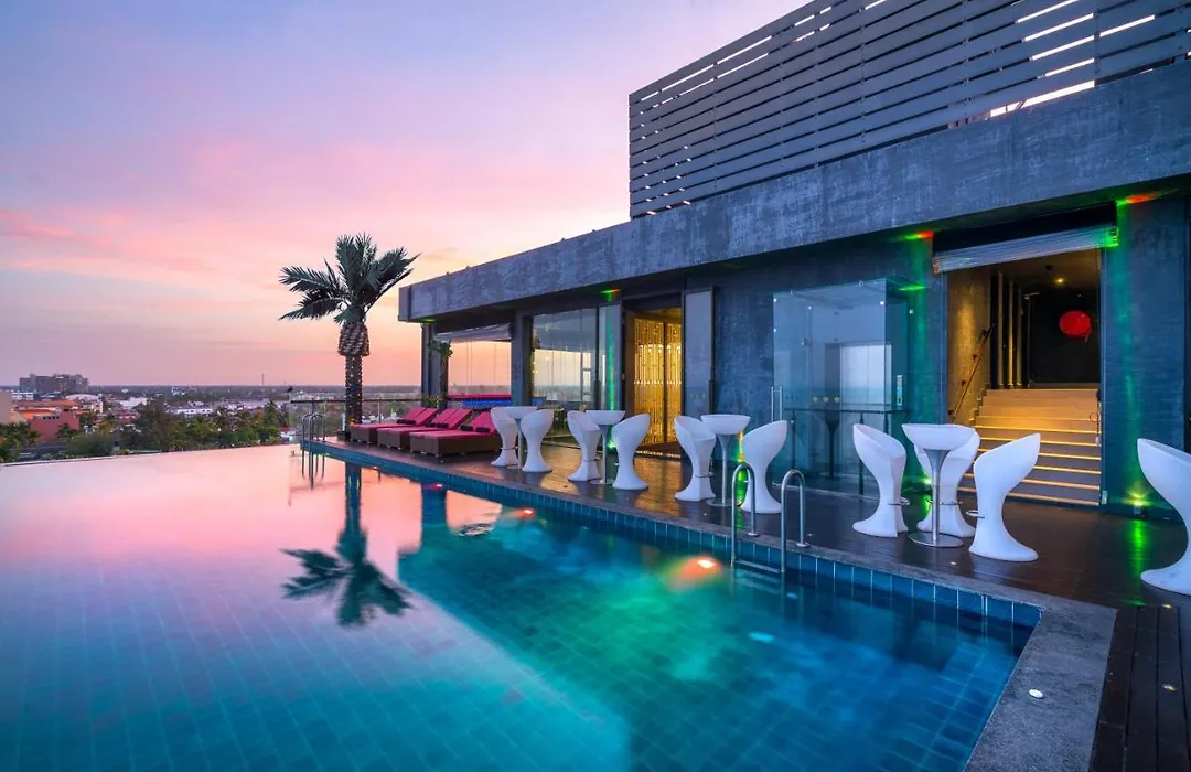 Regal Reseau Hotel & Spa-1