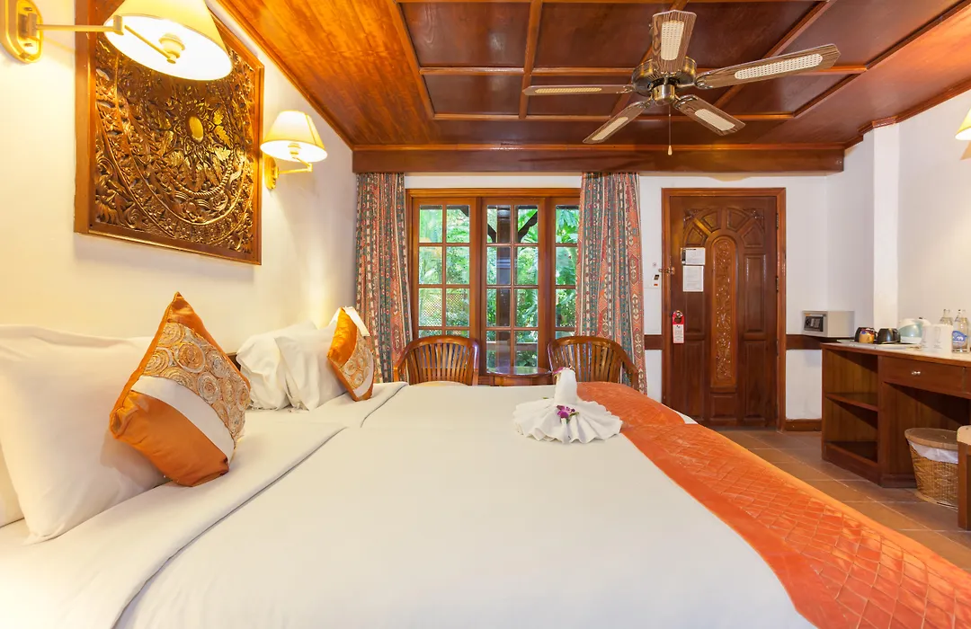 Tropica Bungalow Beach Hotel-1