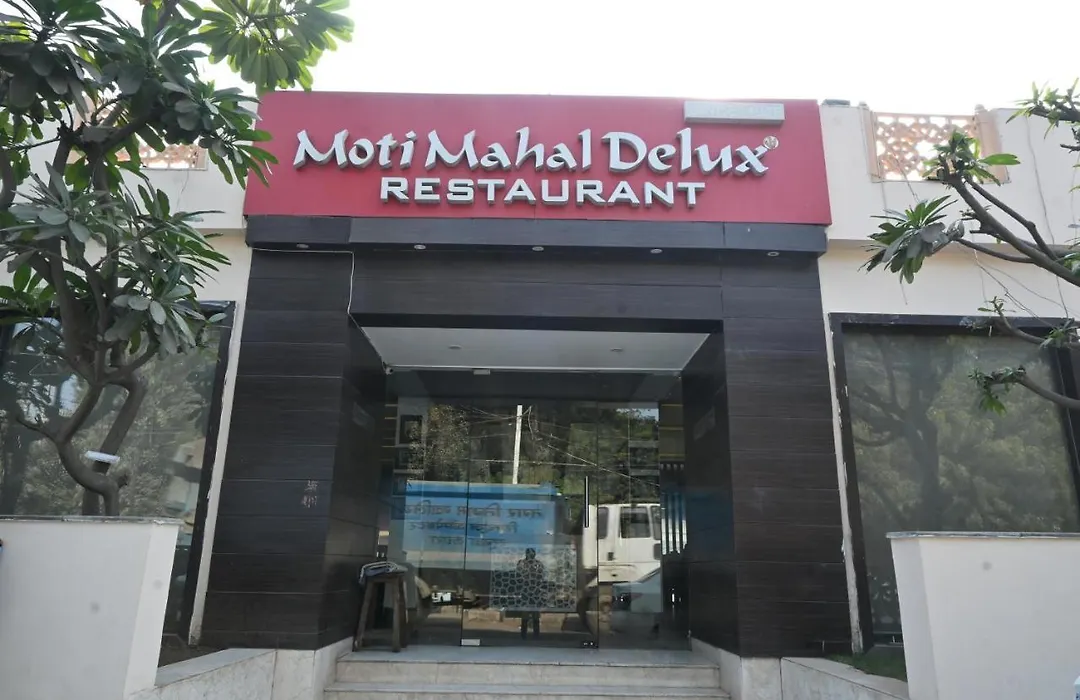 Regency Square Hotel-1