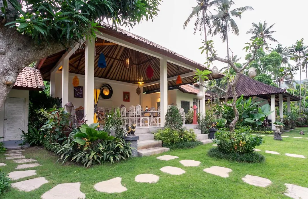 Utama Villas Beach Front Candidasa-1