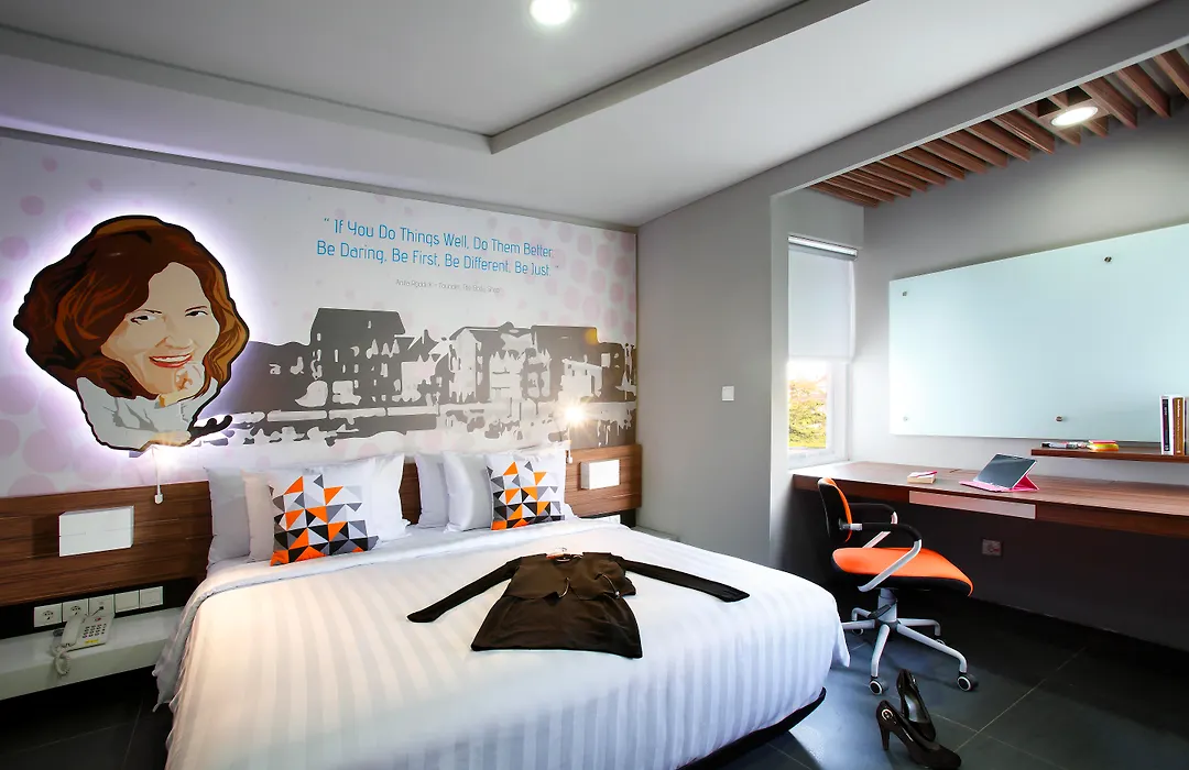 Berry Biz Hotel-1
