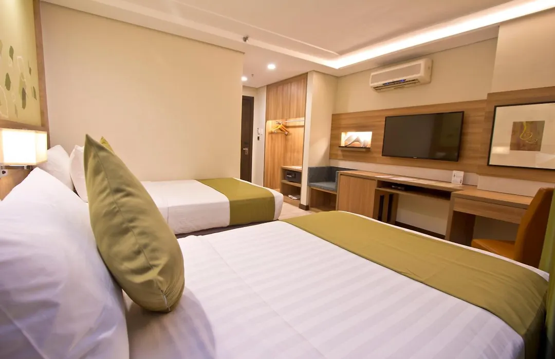 Crown Regency Hotel Makati-1