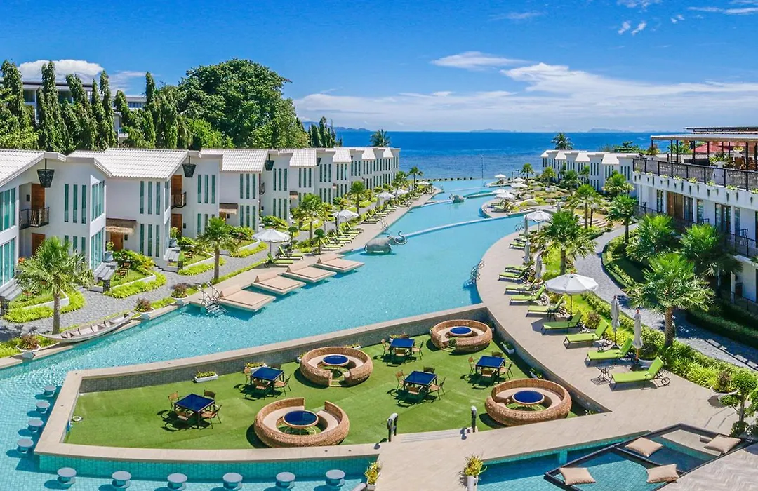 Vannee Golden Sands Beachfront Resort-1