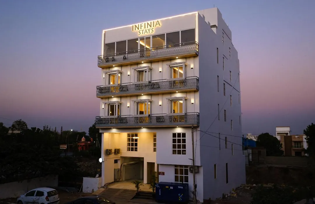 Infinia Stays - A Luxury Boutique Hotel-1