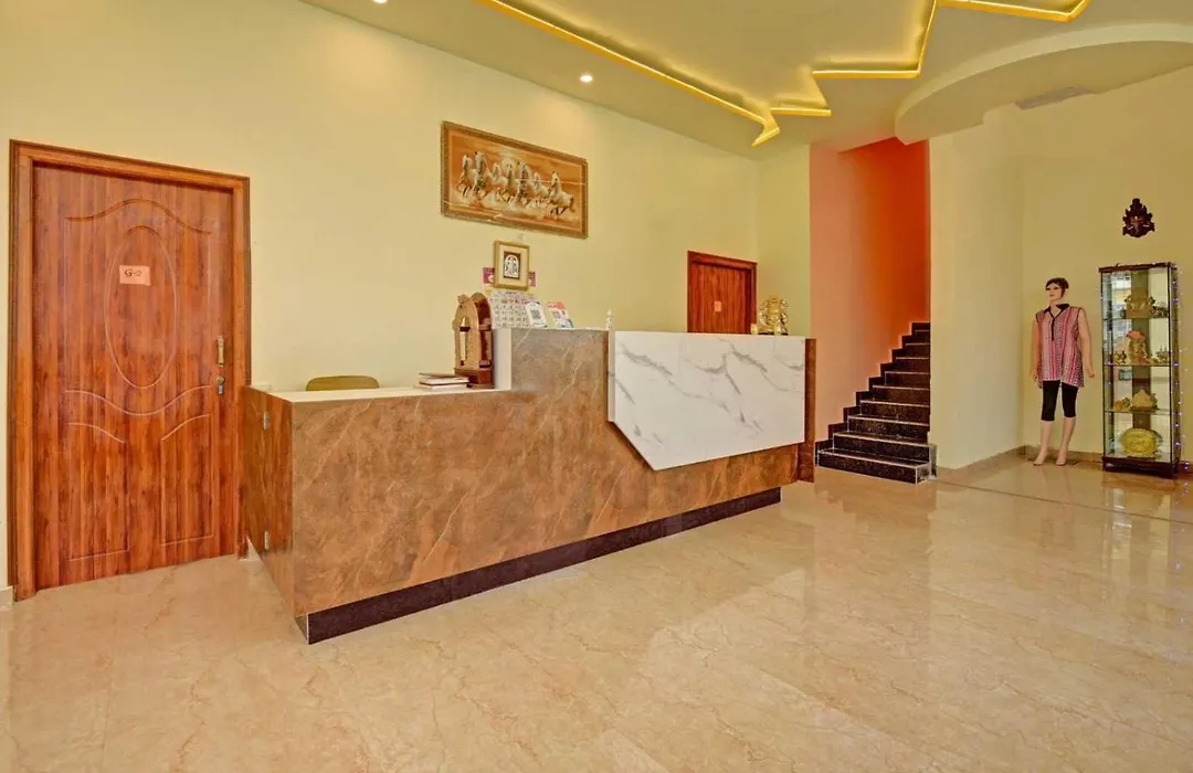 Hotel O S R Royal-1