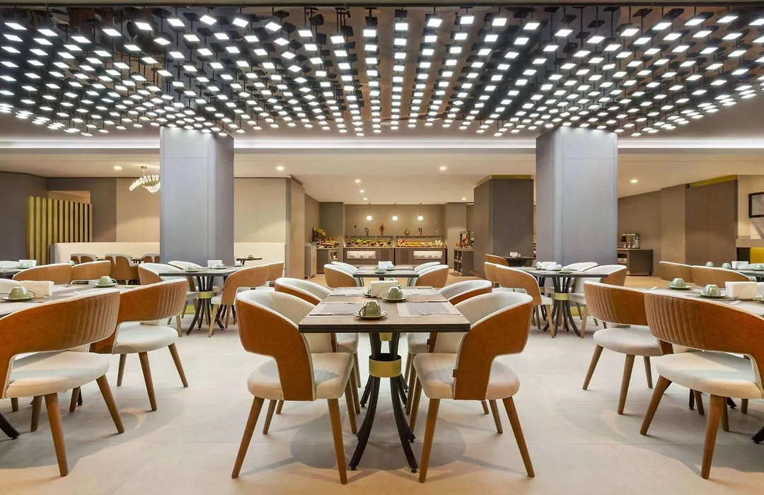 Ramada Plaza By Wyndham Batumi & Casino-1