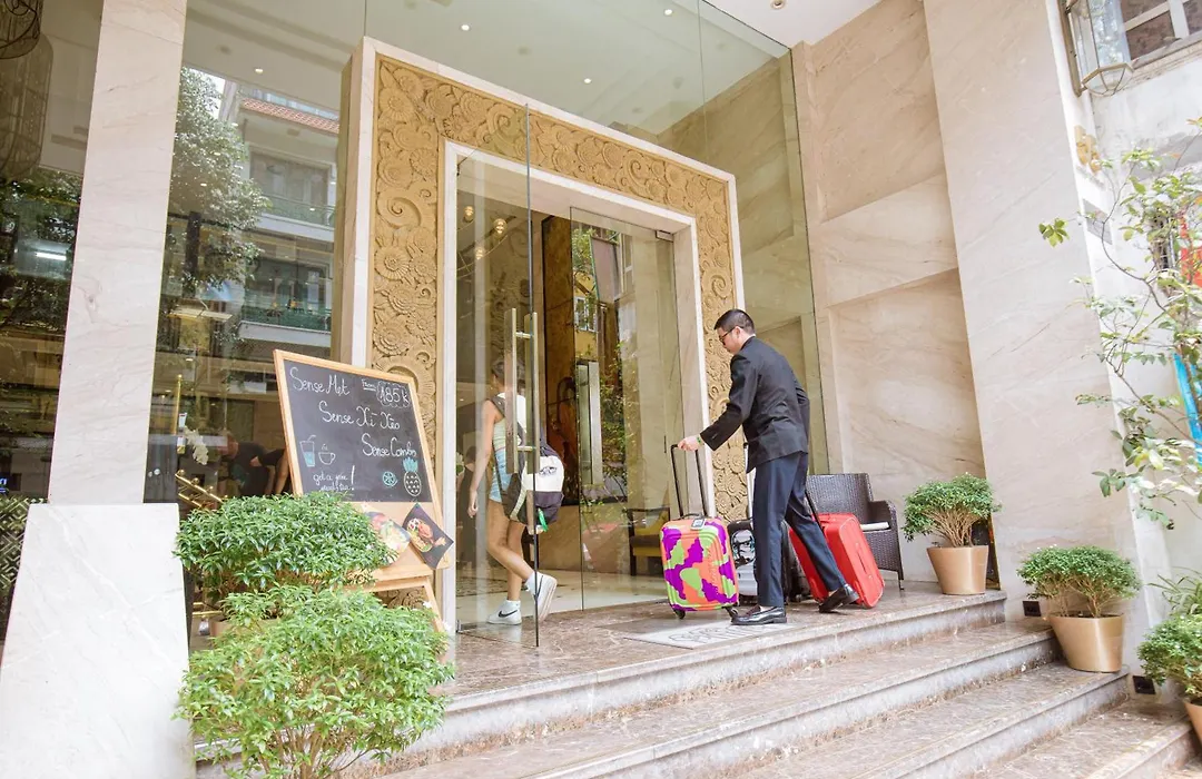 Golden Lotus Luxury Hotel-1