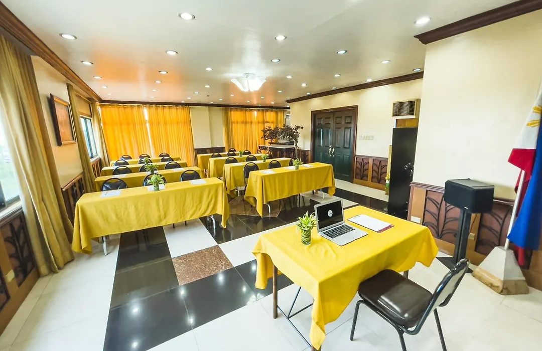 Miramar Hotel-1