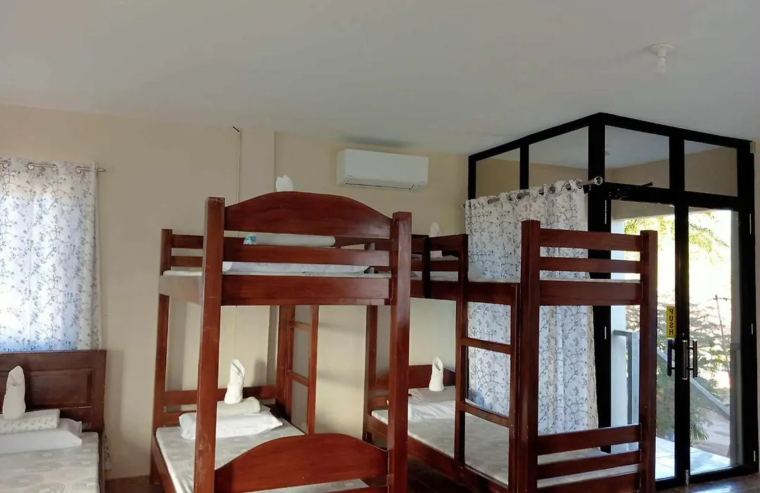 Mariella'S Guest House-1