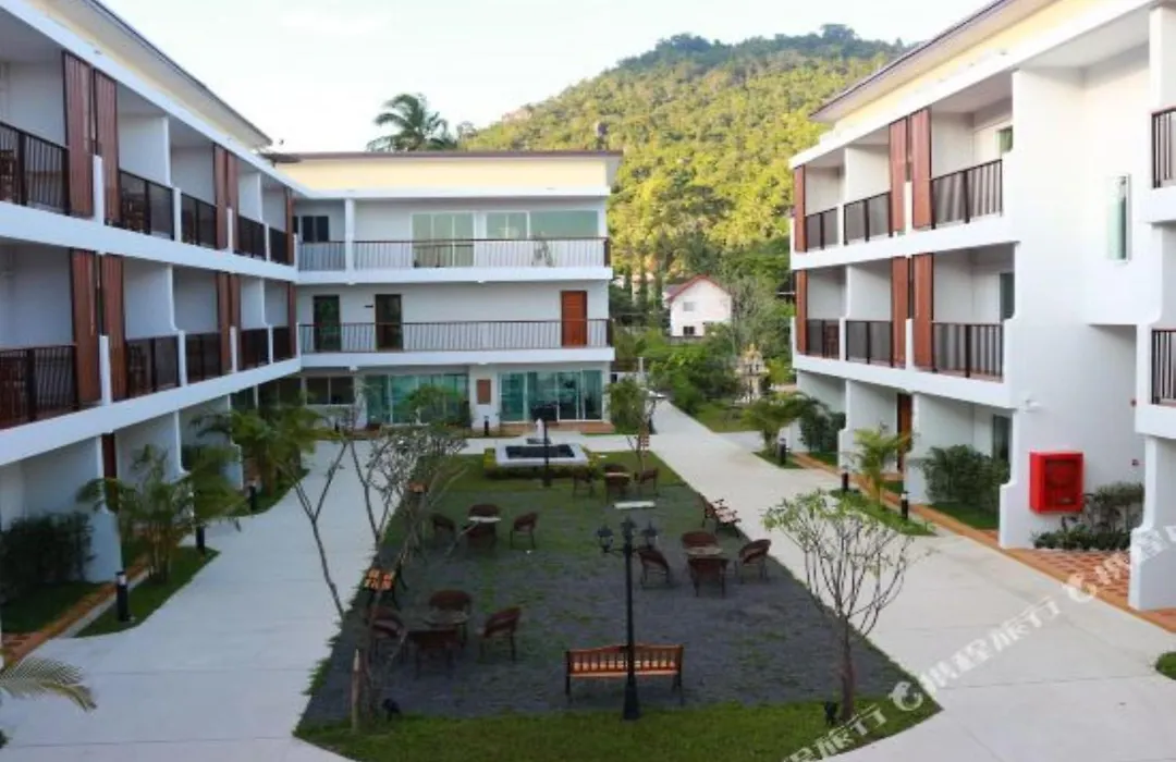 Crystal Lamai Hotel-1