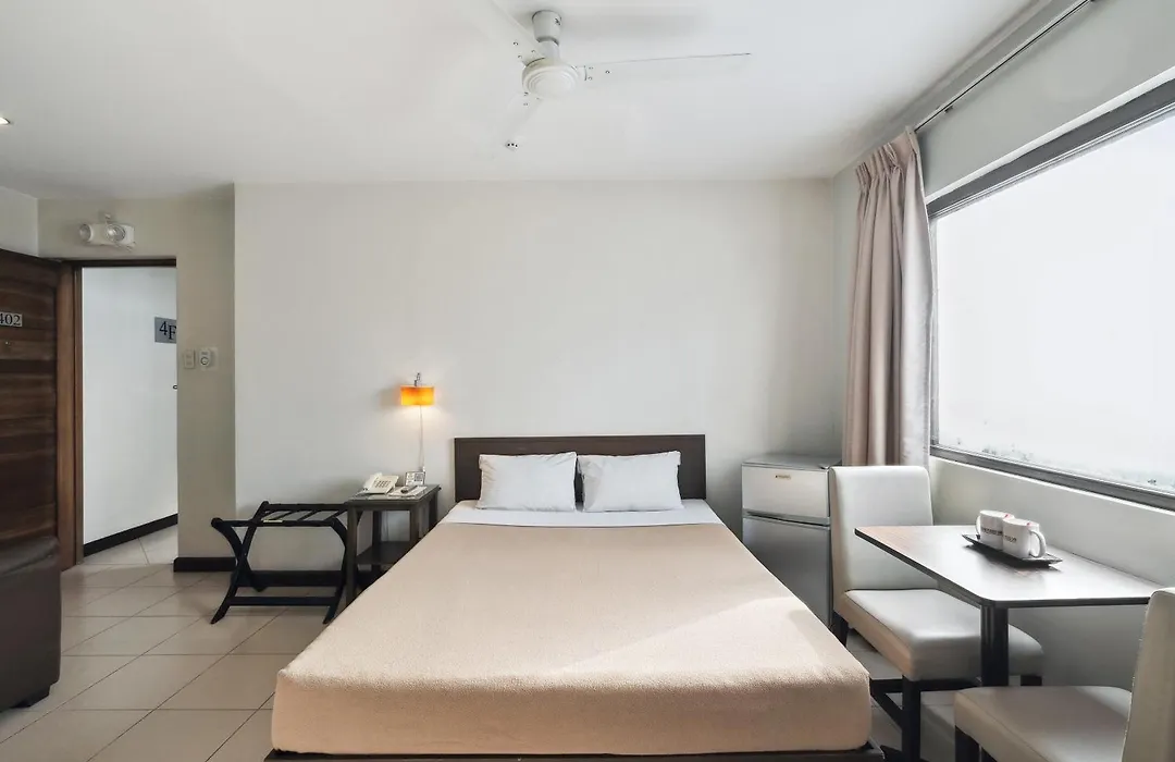 Governor Forbes Inn - Manila City Center-1