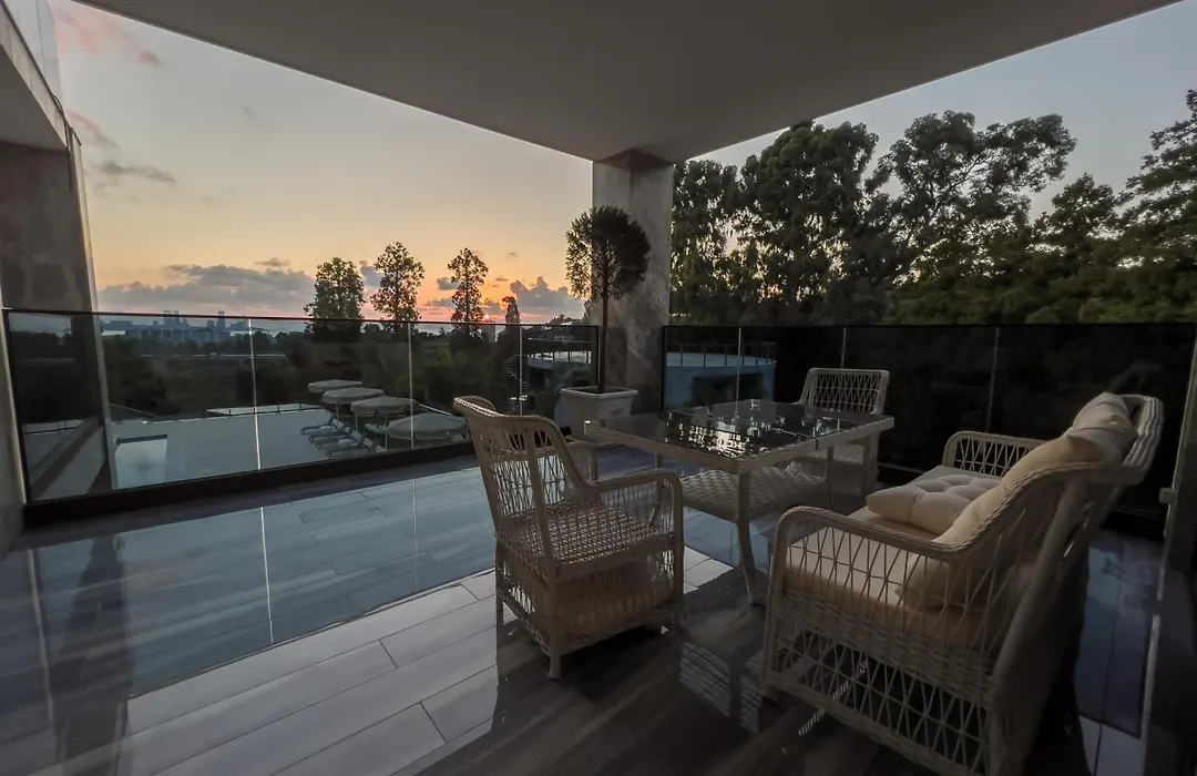 Villa Elysium Park & Spa-1