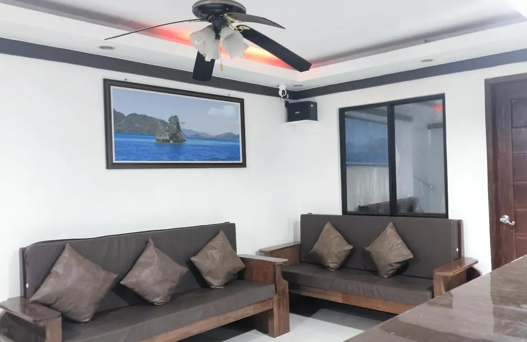 Jace'S Travellers Inn-1