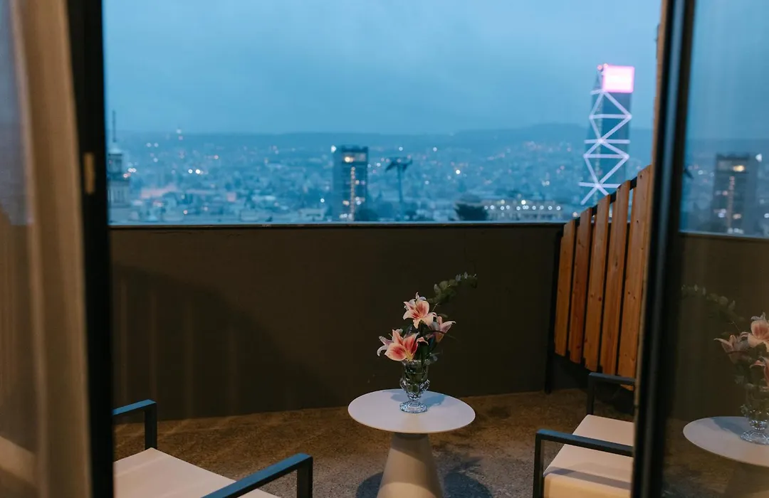Castor & Pollux Hotel-1