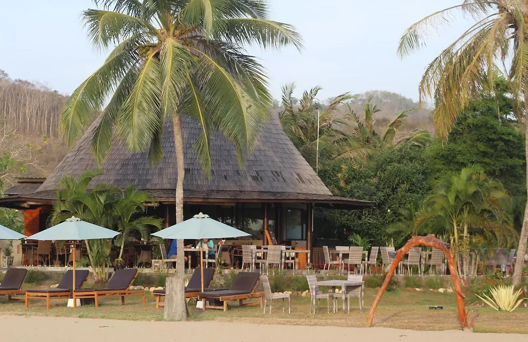 Luwansa Beach Hotel-1