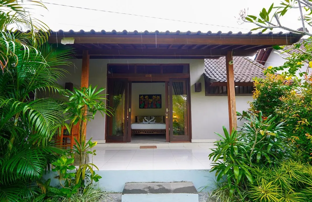 Green Coconut Cottage-1