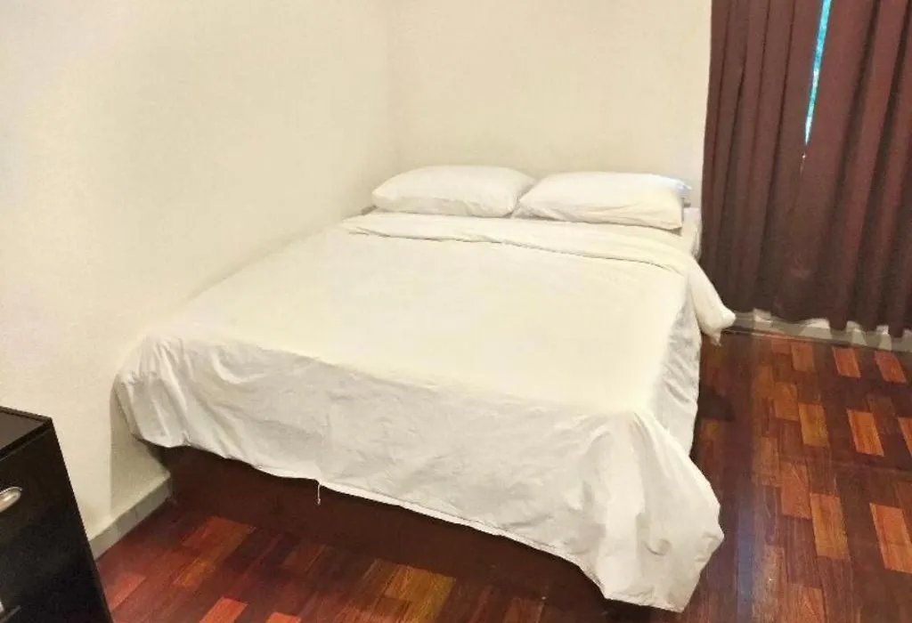 Oyo 90273 Mz Hotel-1