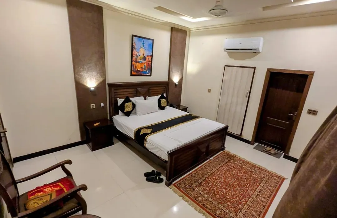 Shelton Guest House-1
