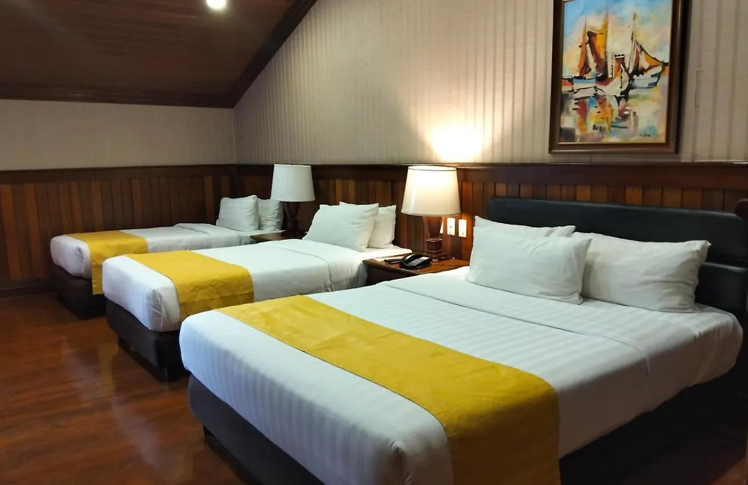 Alta D' Tagaytay Hotel-1
