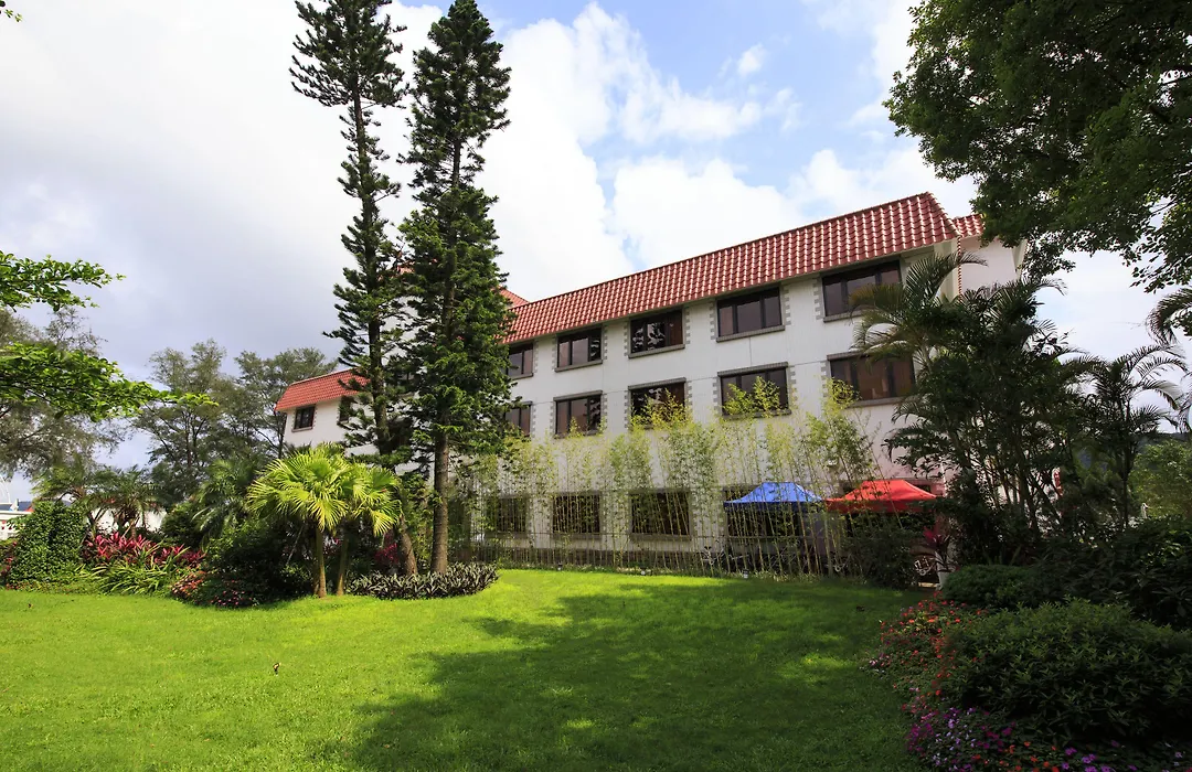 Silvermine Beach Resort-1