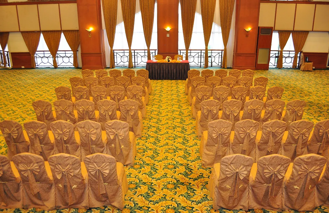 Mulia Hotel-1