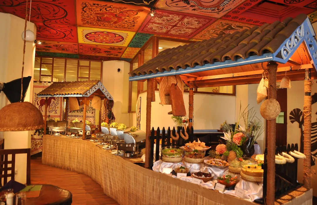 Grand Oriental Hotel-1