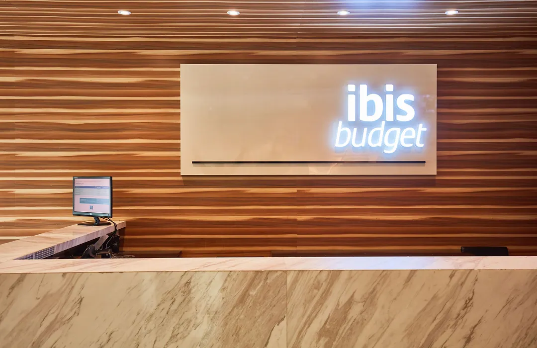 Ibis Budget Singapore Crystal-1