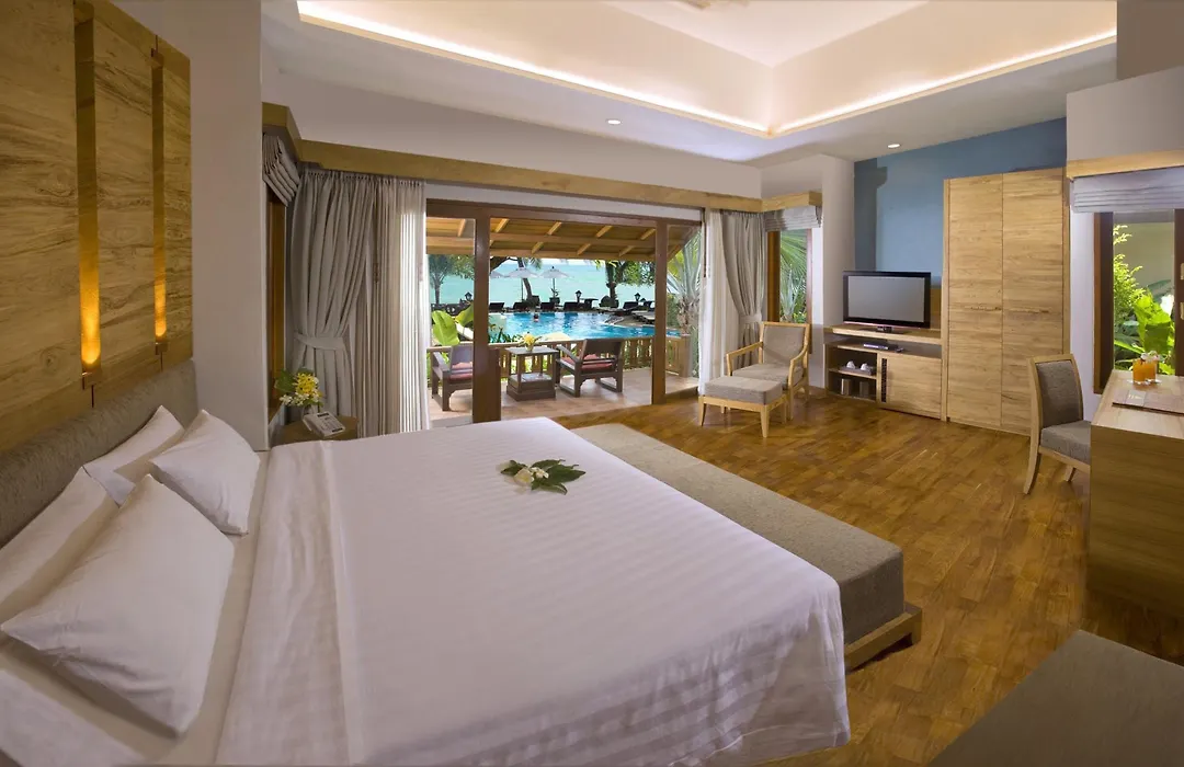 Thai House Beach Resort-1