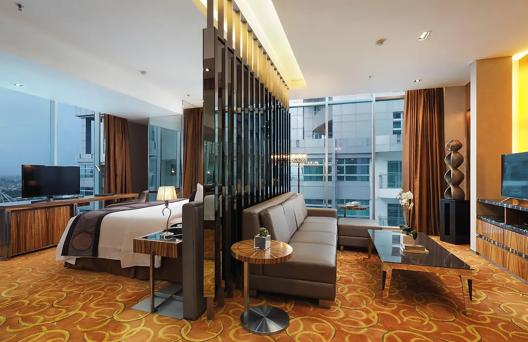 Cambridge Hotel Medan-1