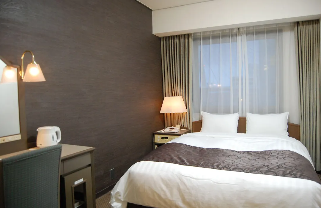 Hotel Sunroute Aomori-1
