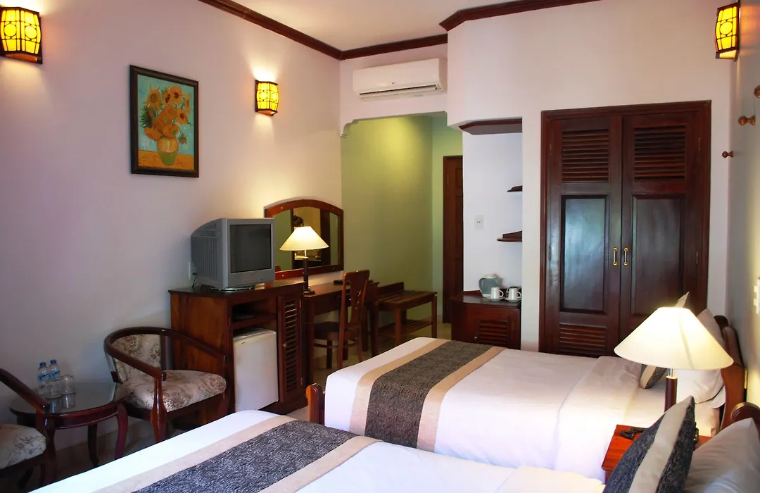 Canary Beach Resort-1