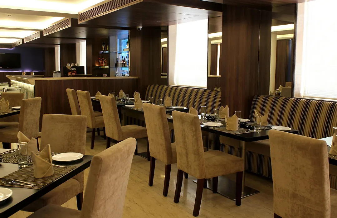 The Roa Hotel-1