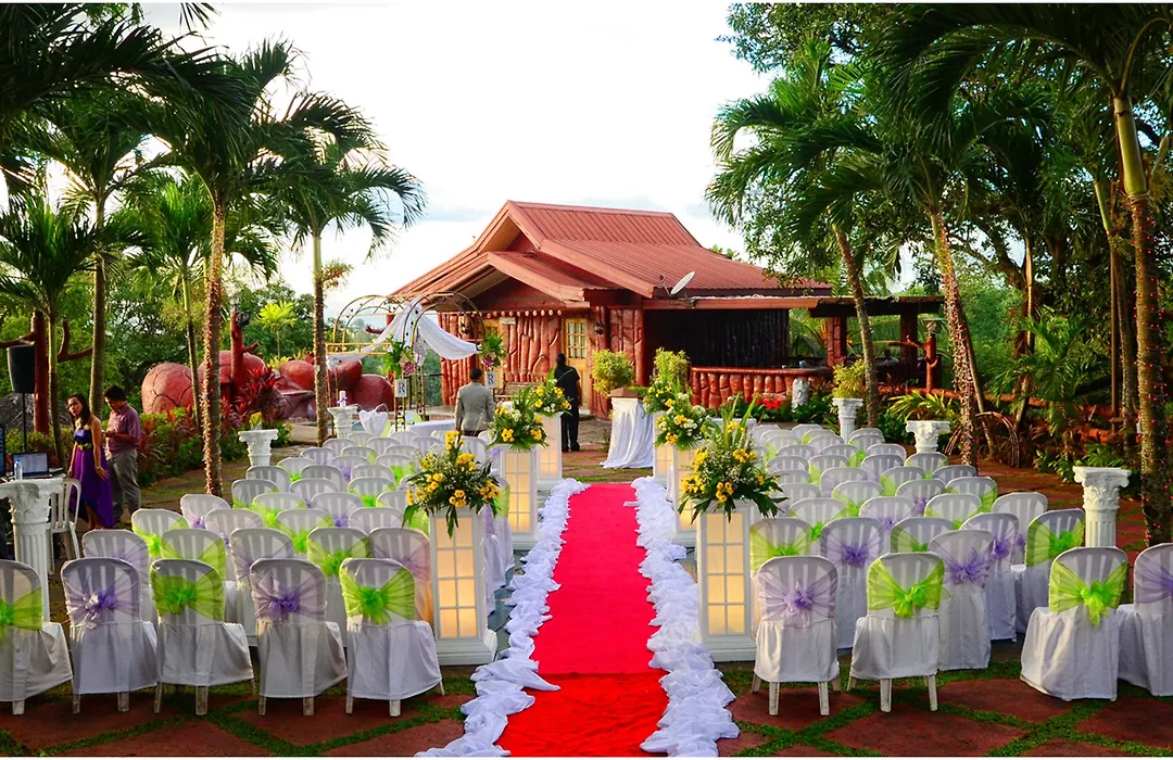 Loreland Farm Resort-1