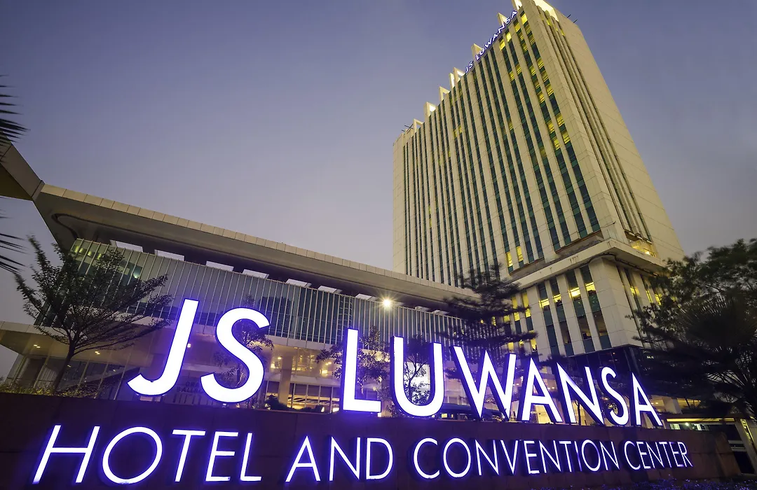 Js Luwansa Hotel & Convention Center-1