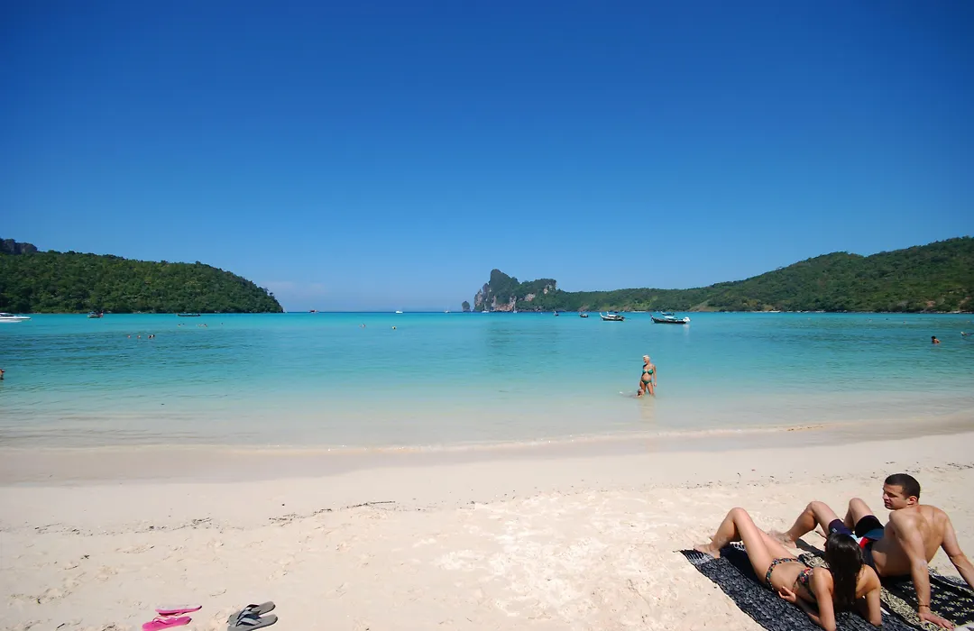 Phi Phi Beach Front Resort-1