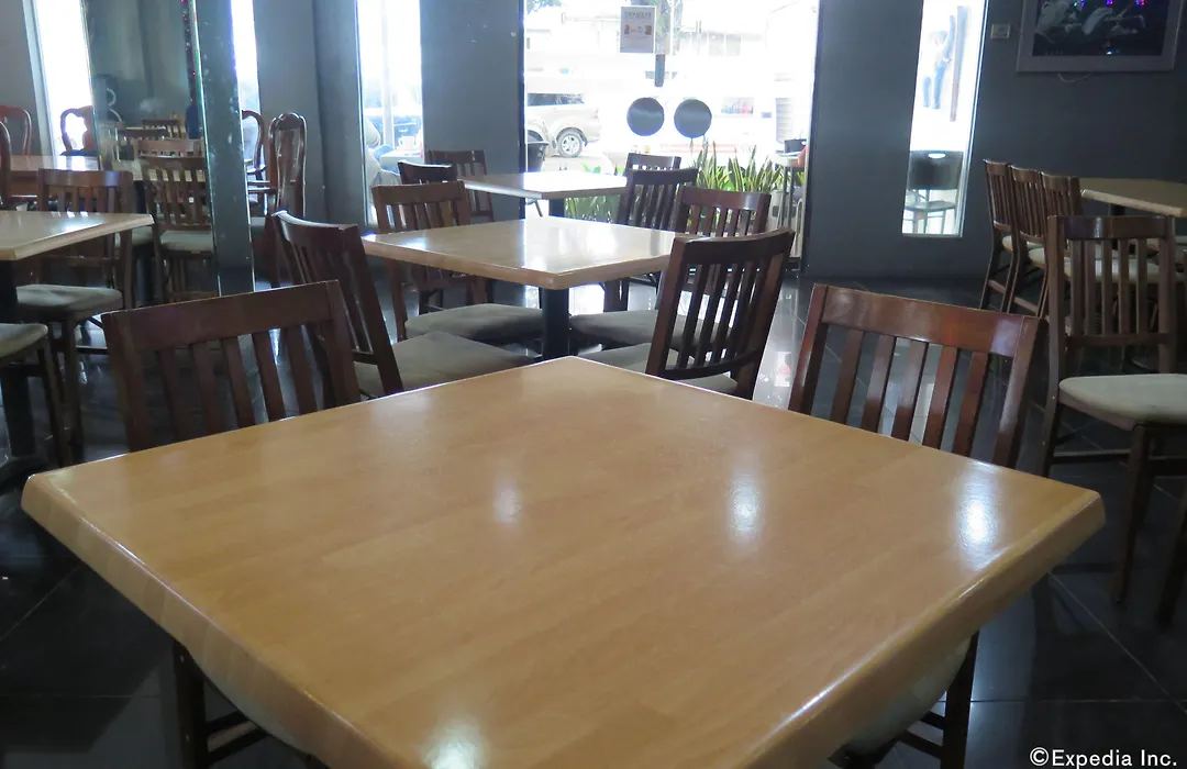 Elegant Circle Inn-1