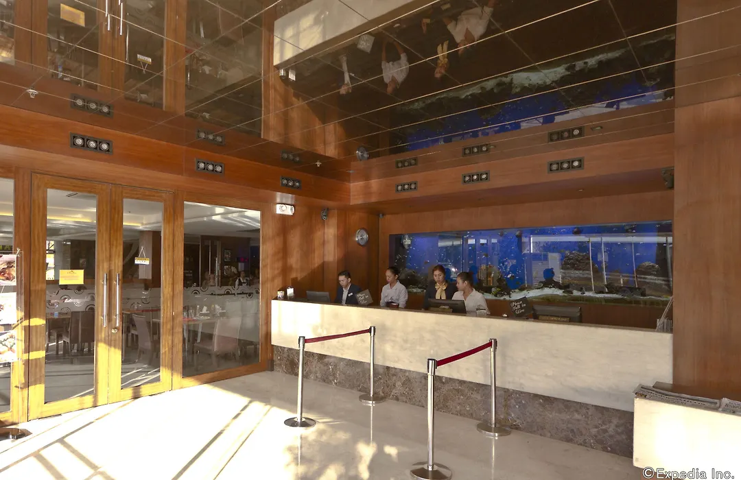 Castle Peak Hotel-1