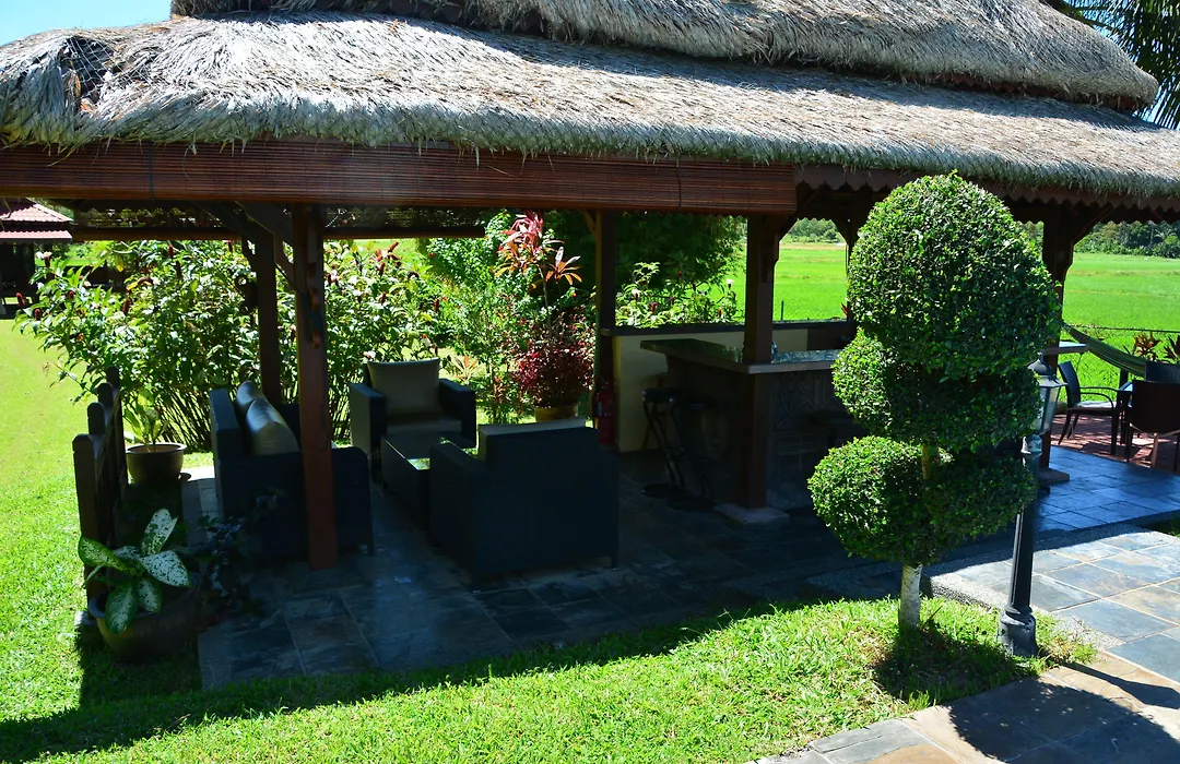 Sunset Valley Holiday Houses-1