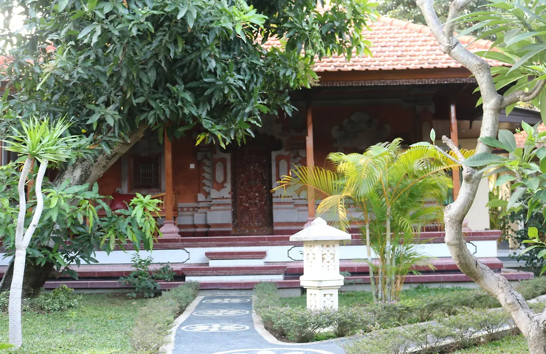 Kusnadi Hotel-1