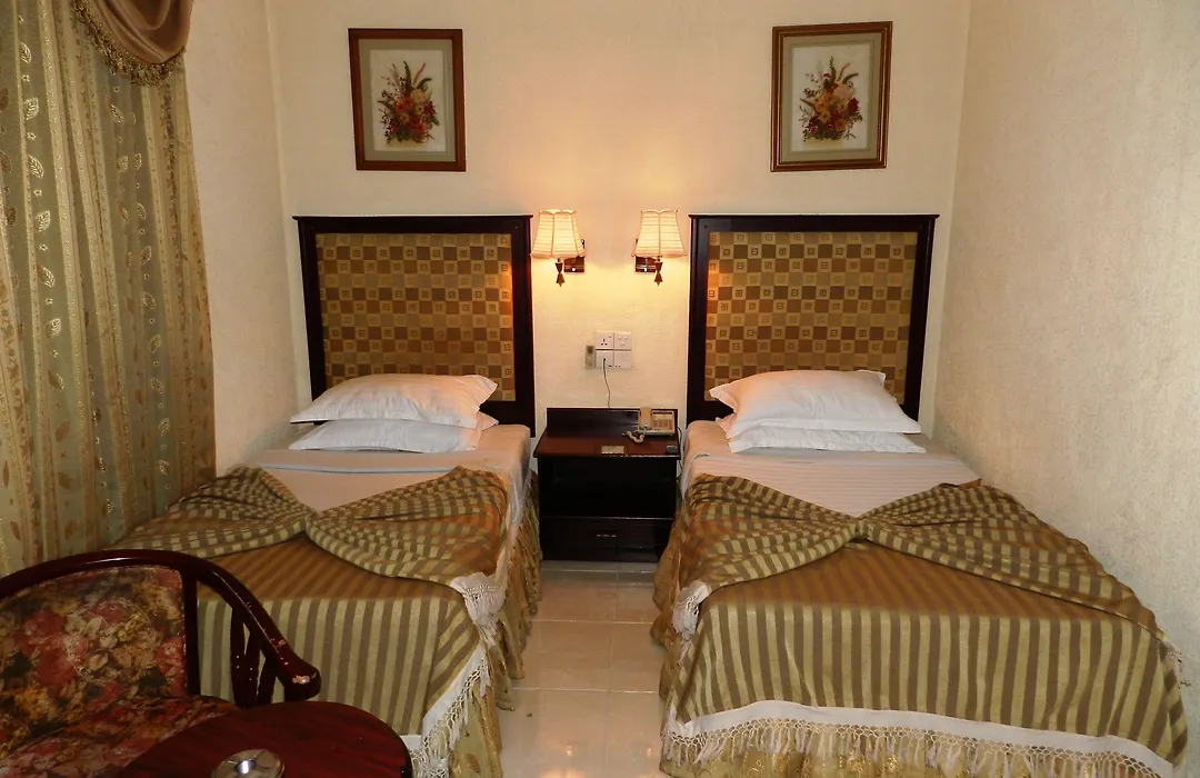 Pearl City Hotel-1