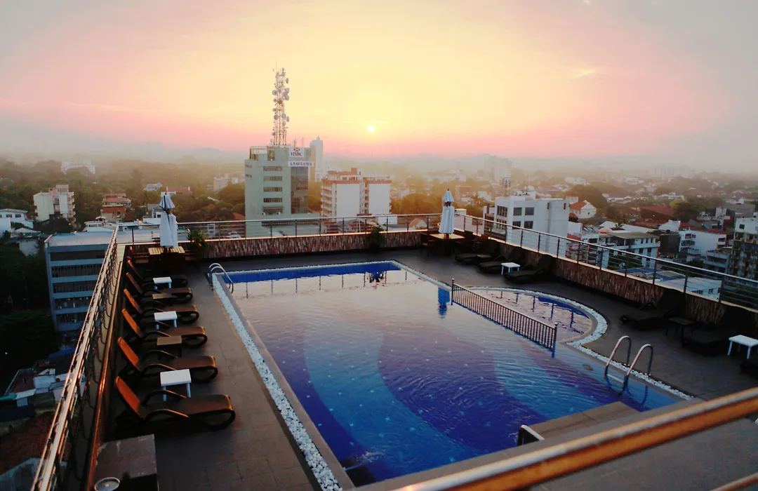 Pearl Grand Hotel-1