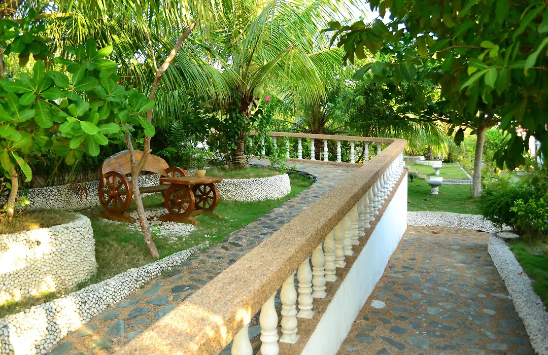 Eden Resort-1
