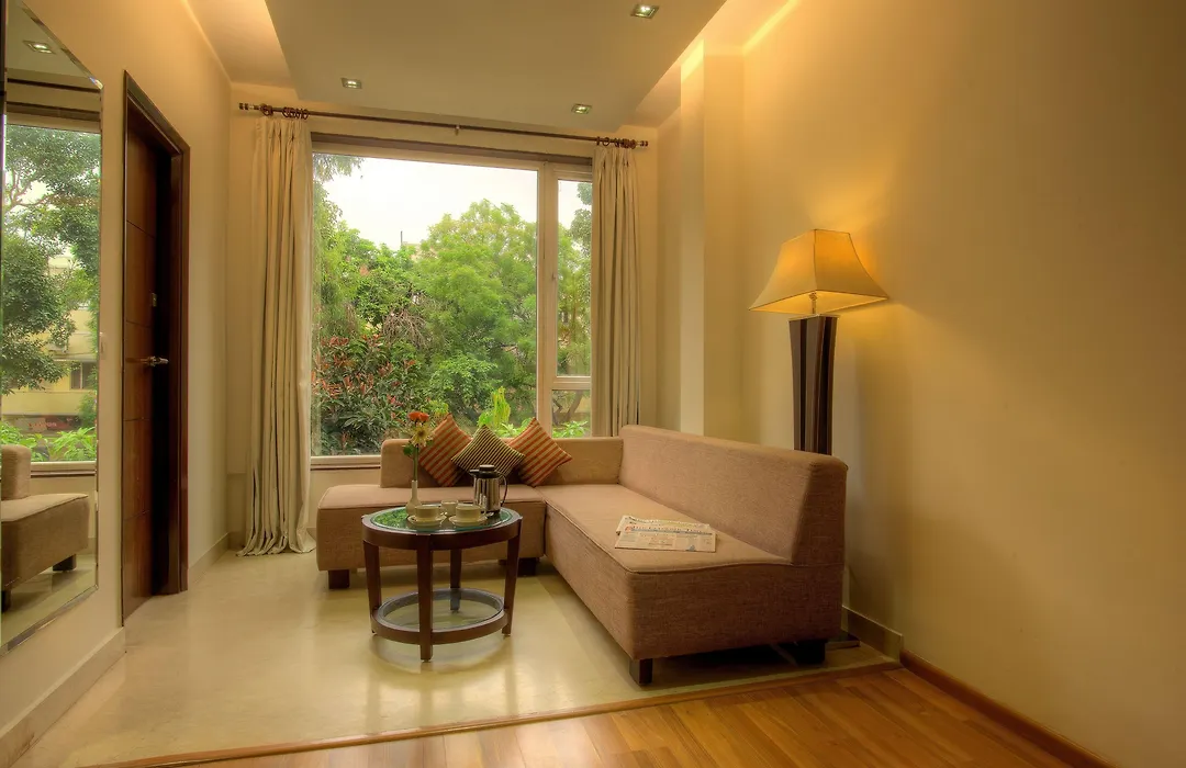 Oyo Townhouse 537 Regent Intercontinental-1