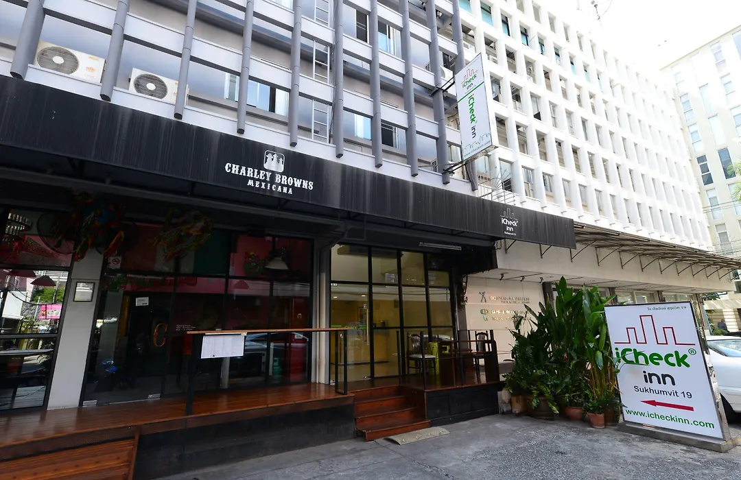 Icheck Inn Sukhumvit 19-1