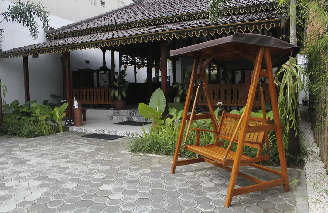 Diana Hotel Jogja-1